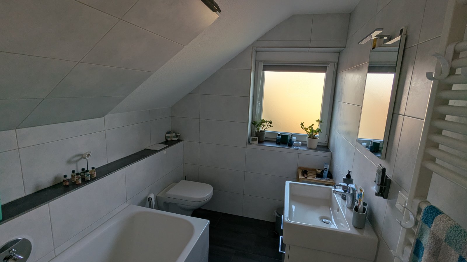 Bezugsfertiger Wohntraum: Großzügig und liebevoll renoviert