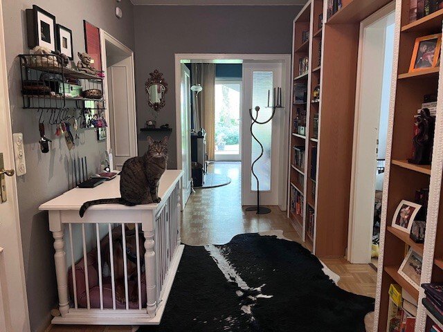 Wohnen und vermieten: Charmantes 3 Familienhaus in ruhiger Sackgassenlage