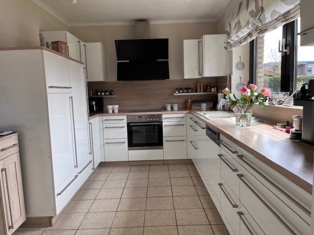 Repräsentatives Einfamilienhaus mit Einliegerwohnung