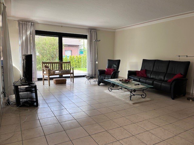 Repräsentatives Einfamilienhaus mit Einliegerwohnung