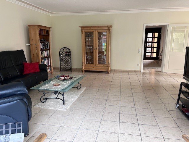 Repräsentatives Einfamilienhaus mit Einliegerwohnung