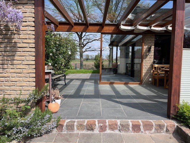 Repräsentatives Einfamilienhaus mit Einliegerwohnung