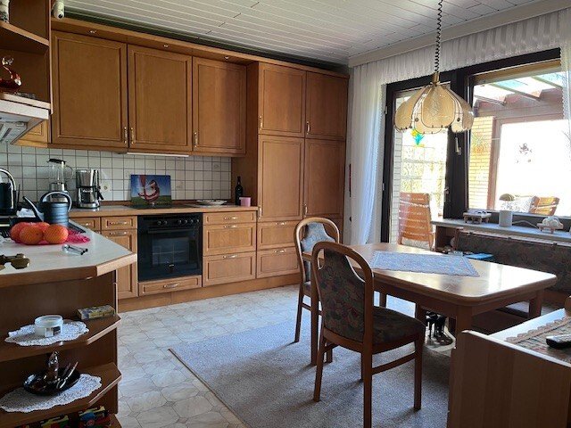 Zweifamilienhaus mit Baugrundstück in GM-Hütte-Harderberg